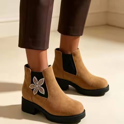 Women's Winter Ankle Boots Round Toe Embroidered Bare Boots Mid-heel Chelsea