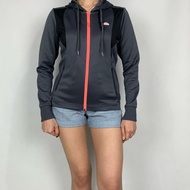jaket wanita Ellesse size S (seperti baru) 100% original 051223