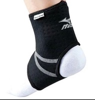 【💥護具系列】Mizuno 腳踝 支撐器 ( 1件 ) 運動 透氣 防滑 保護 護腳踝 男女適用 黑色 日本直送