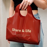 Red High-End Plastic Shopping Bag for Clothing Stores Gift Bag Womens Apparel Packaging Bag Customiz