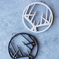 美國LODGE 鹿角造型鑄鐵琺瑯隔熱鍋墊-2色可選 EC8AT08/EC8AT18