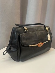 Coach 黑色高貴手袋