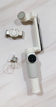 Insta 360 Flow Creator Kit white stabiliser