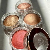 Clearance of 10G vintage red eyeshadow