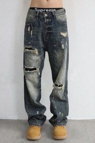 American Style Graffiti Spray Painted Hole Denim Jeans Mens Autumn New Loose Straight High Street Ca