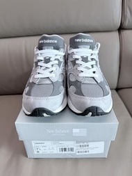 New Balance 992 灰色運動鞋