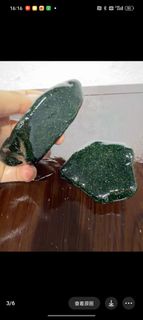 比翡翠和玉還美的綠星砂石擺件