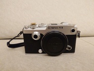 Olympus PEN-F Digital Camera 銀黑