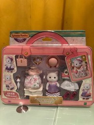 日本森林家族波斯貓時尚套裝