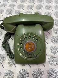 復古轉盤式電話
