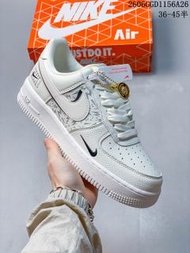 耐克板鞋  AIR FORCE 1 奶白配色空軍一號