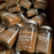 Kopi bubuk Camlok kemasan kaca berat 1000 gram aroma premium cocok untuk sajian kopi tradisional.