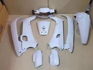 ชุดสี wave100s สีขาวดำ เฟรมรถ wave110s กาบรถ เวฟ100 พร้อมติดลาย wave110s สีเทาดำ ปี2001