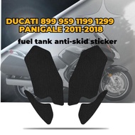 For DUCATI 899 959 1199 PANIGALE 2011-2018 Anti Slip Fuel Oil Tank Side Knee Grip Decal Protector St