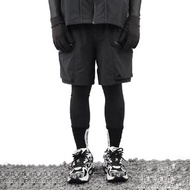 機能光感拉鏈 防水 速乾 戶外短褲 多袋收納