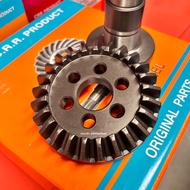 เฟืองบายศรี+เฟืองเดือยหมูหน้า ชุดเฟืองบายศรีเพลาหน้า รถไถยันม่าร์ Yanmar รุ่น EF352T