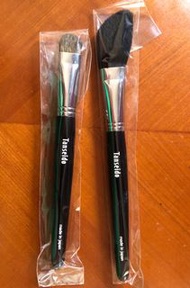 全新日本手工製熊野筆粉刷兩支（附收納袋