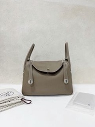 Hermes Lindy 30 大象灰銀扣