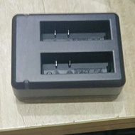 Pengecas Kamera Tindakan AZ16-1 AZ-161 Serasi dengan Kamera Tindakan Xiaoyi AZ161