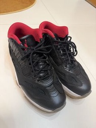 Jordan 11 IX ie low us size 8.5