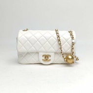 CHANEL CF口蓋包大Mini白色羊皮30開金扣肩背包