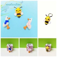 MALCOLM Bee Keychain, Cartoon Soft Silicone Bee Silicone Keychain, Keys Accessories Cute Funny Little Bee Shape Bee Soft Silicone Pendant Couple