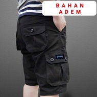 WHAT'S MORE HITS Men's Short Cargo Pants / Men's Short Cargo Pants