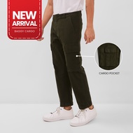 EDWIN JEANS - NICHOL OLIVE Celana Cargo Pria Baggy Fit Warna Olive