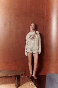 - QUERA Old Money Oversize Sweater - (สามารถสั่งกางเกงคู่เซ็ทได้ เสื้อ Freesize กางเกงมี size ค่ะ)