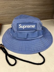 Supreme 藍色漁夫帽