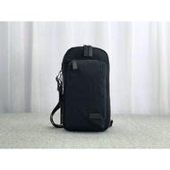 TUMI TUMI 66035D Chest Bag Waterproof Nylon Fabric Size: 30 x 16 x 5cm