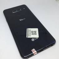 Lg V40 smartphone
