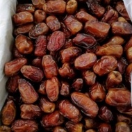 Kurma Mesir Al Amal 1kg - Kurma Mesir Madu Enak