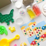 Dino-Mite Messy Play Kit by MessyPlayDontCare (8 plays)