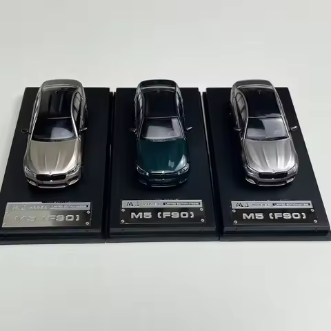 MJ 1:64 BMW M5 F90 Alloy Car Model Collection Gift Ornament