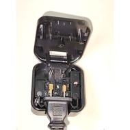 US 2 pin to UK 3 pin power adapter/converter