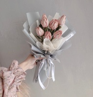 霧粉色調香氛鬱金香花束