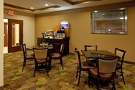 霍普米爾斯費耶特維爾機場智選假日套房酒店 (Holiday Inn Express Hotel &amp; Suites Hope Mills-Fayetteville Airport)