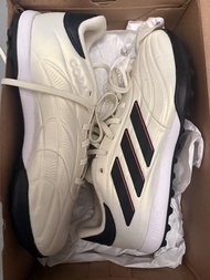 Adidas 碎釘足球鞋
