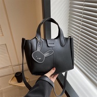 doodoo888กระเป๋าสะพายข้าง-แบบถือพร้อมกระเป๋าใบเล็กแถมพวงกุณแจรูปกระต่ายกระเป๋าพร็อพแฟขั่นks007