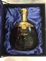 高價收購軒尼斯Hennessy系列 紅帶 銀帶 杯莫停(Hennessy Paradis) 明碼實價