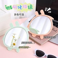 CUTE KOREAN CARTOON CHARACTER PORTABLE MAKEUP MIRROR Cermin Makeup Cermin Kecil Cermin Lipat