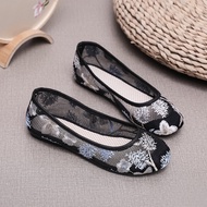 [Baosong Embroidered Shoes 1] Summer Mesh Shoes Old Beijing Cloth Shoes Women Flat Square Dance Embroidered Shoes Women Middle-aged Elderly Mother Shoes Dance Cloth Shoes. 15
