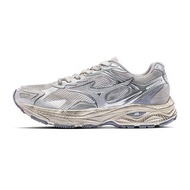 Mizuno Racer S