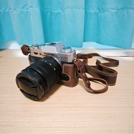 Fujifilm 富士 X-T10 銀色無反光相機 + XC16-50mm F3.5-5.6 OIS II 鏡頭