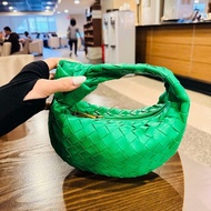 BOTTEGA VENETA 小牛皮 MINI Jodie 手提包 Bv綠