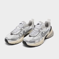 (พร้อมส่ง) ของแท้ 100% Nike V2K Run Summit White Metallic Silver