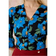 Love Knot Celeste V-neck Floral Top