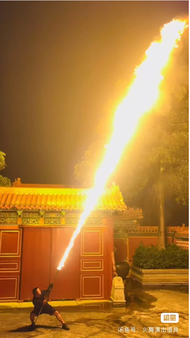 Fire Poi Fire Dragon Fire Meteor Streamline Night Light Meteor Fireball Dance เครื่องมือการแสดงทางกา