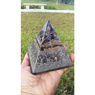 PYRAMID ORGONITE  TENSOR 3 FREQUENCY MHz  + 7 CAKRA CRYSTAL (Size 10cm)